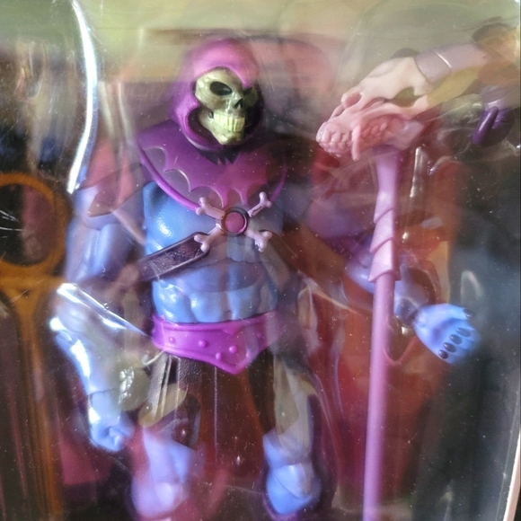 NWOT Mattel Masters of the Universe Revelation Skeletor Action Figure - Picture 3 of 8